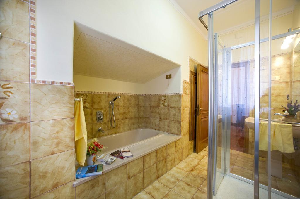 Agriturismo Podere Poggio Ai Cieli San Gimignano Habitación foto