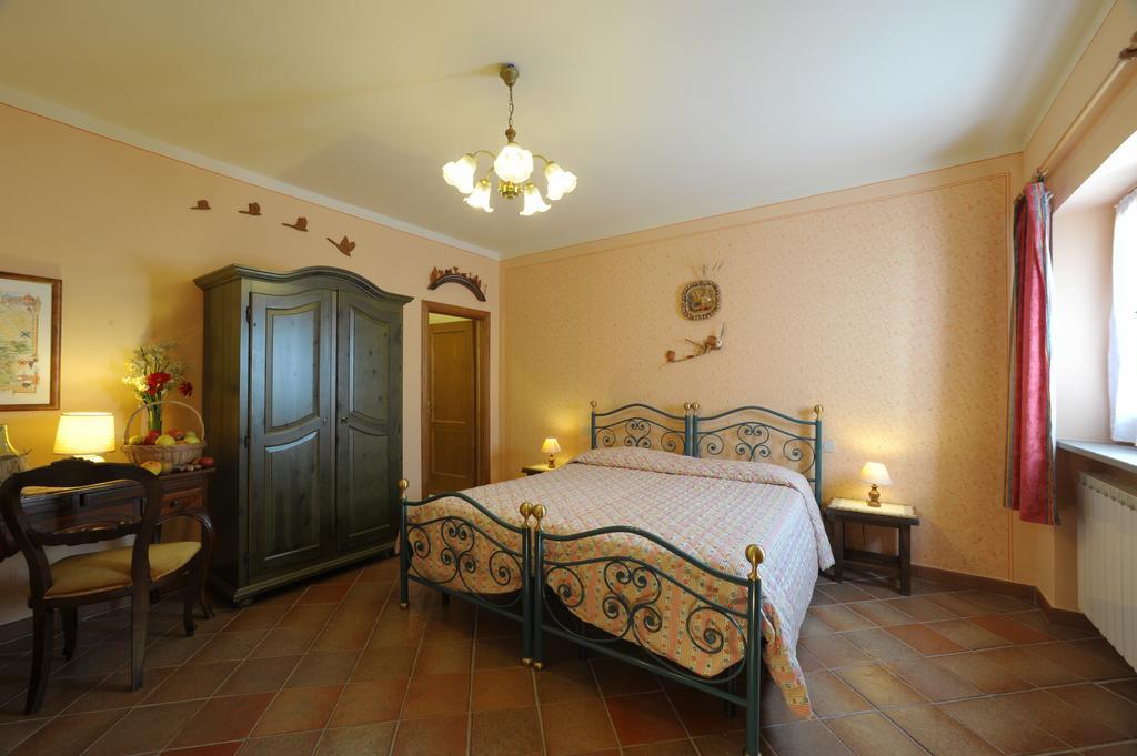 Agriturismo Podere Poggio Ai Cieli San Gimignano Habitación foto